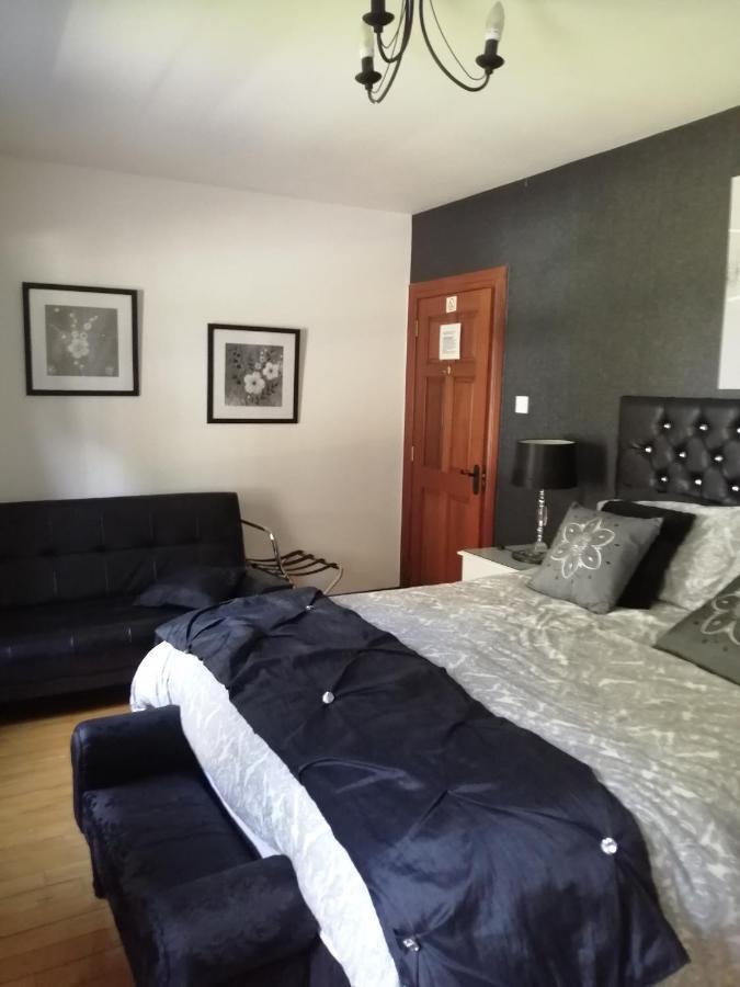 J And J Guest House Ballycastle Zewnętrze zdjęcie