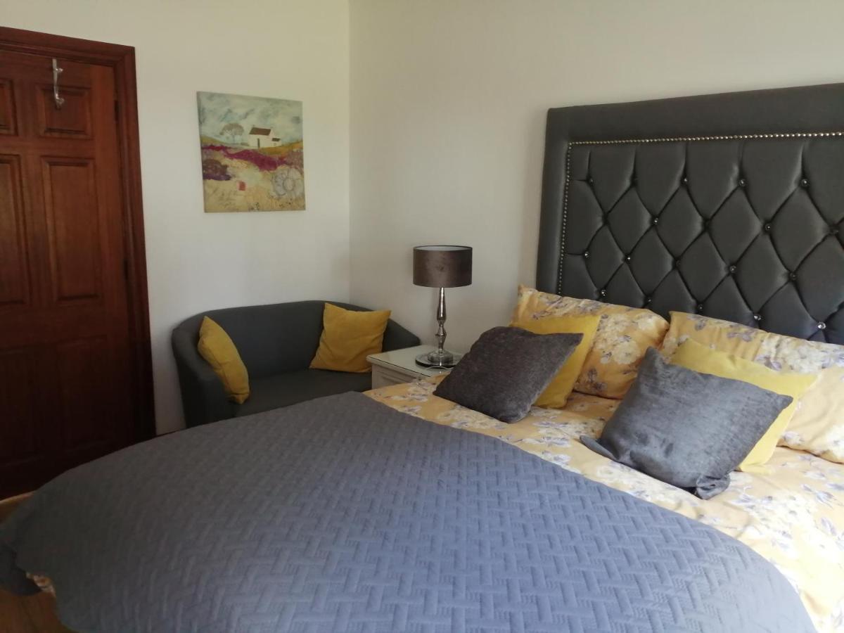 J And J Guest House Ballycastle Zewnętrze zdjęcie